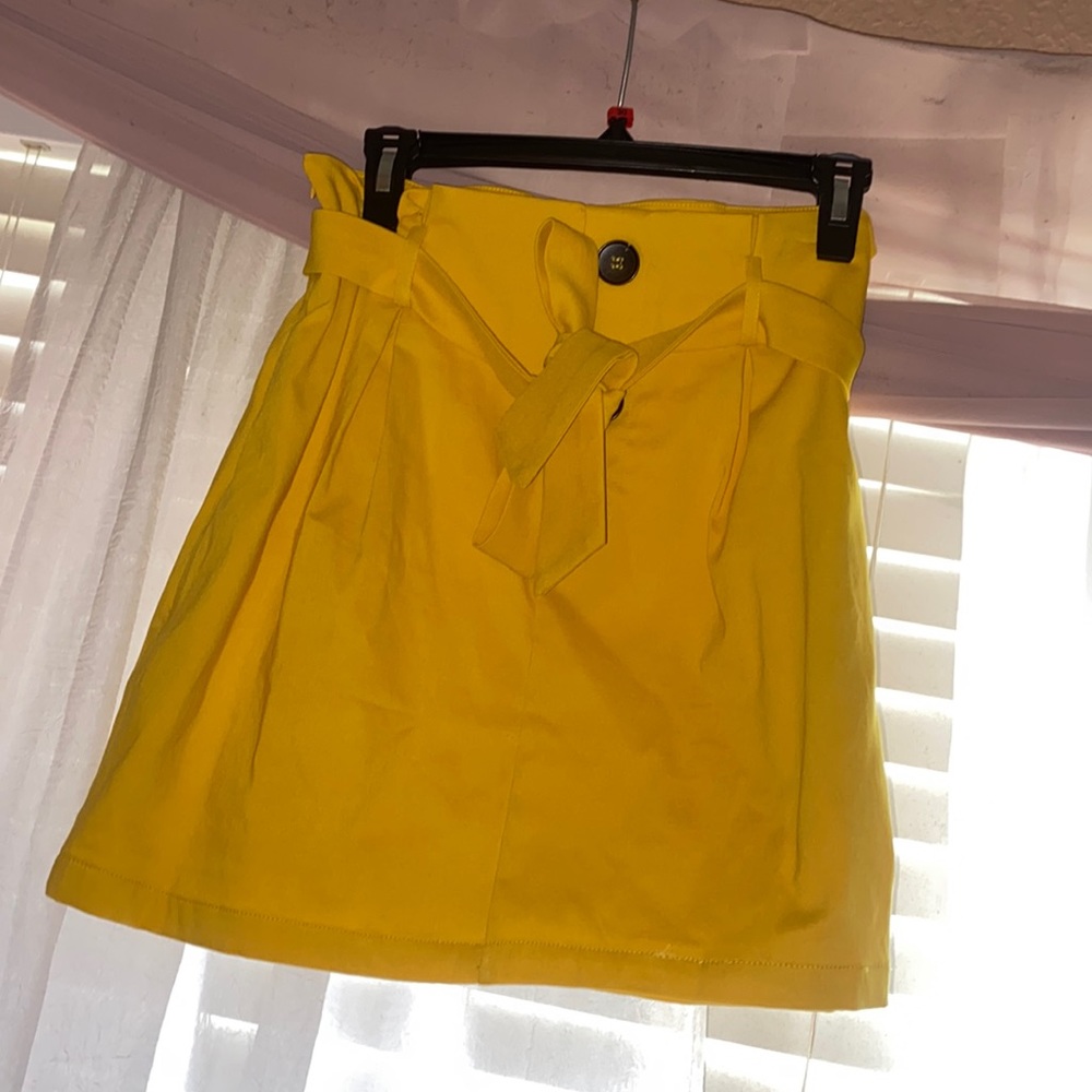 Yellow skirt (never used)